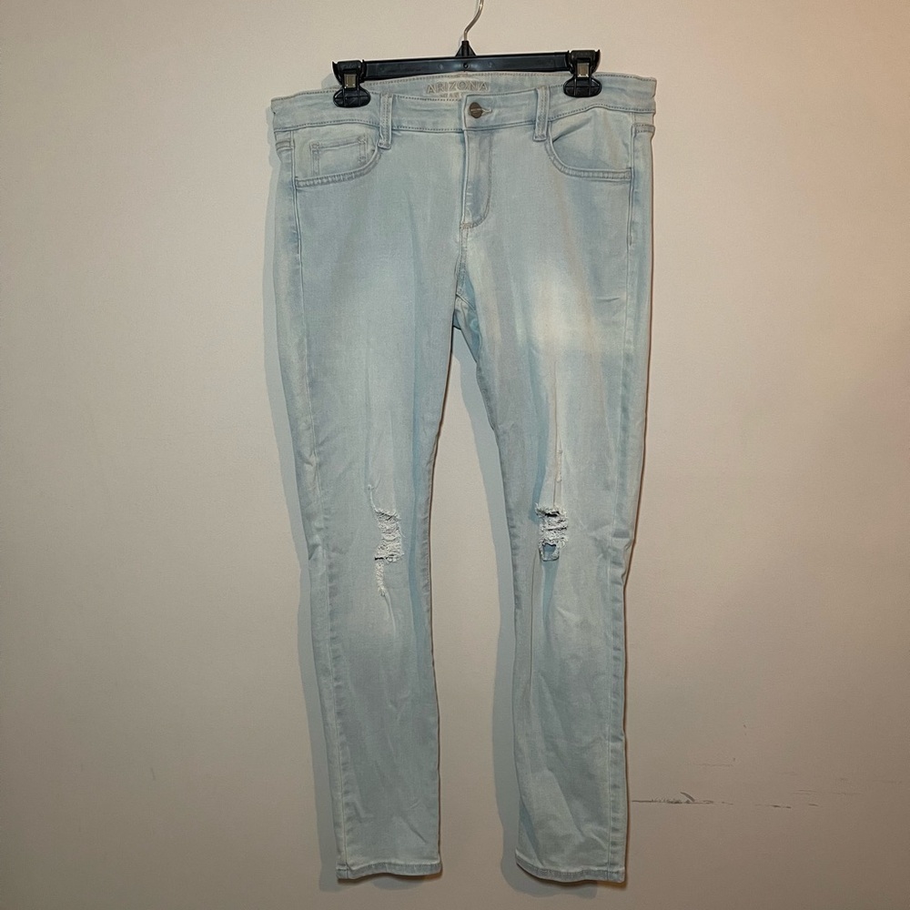 Mid-Rise Light Wash Skinny Jeans